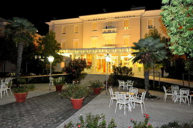 Hotel Britannia Cesenatico Exterior photo